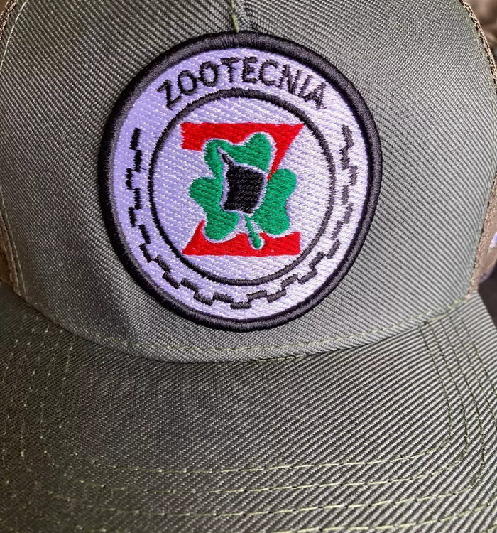 Boné da Zootecnia com Símbolo Bordado
