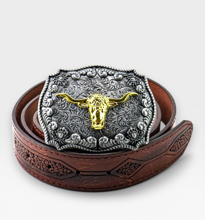 Cinto Country com fivela robusta e trabalhada